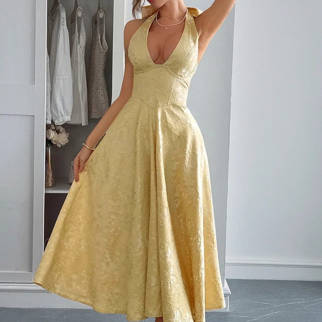 Robe midi pour femme en jacquard, élégante encolure licou - Mireille