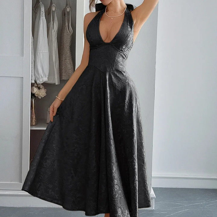 Robe midi pour femme en jacquard, élégante encolure licou - Mireille