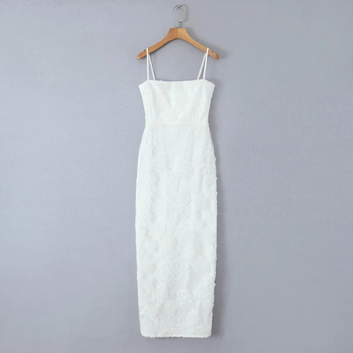 Robe longue en dentelle florale pour femme avec d'élégantes bretelles spaghetti - Elena