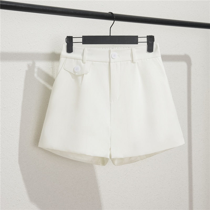 Short femme avec taille élastiquée et boutons - Clara