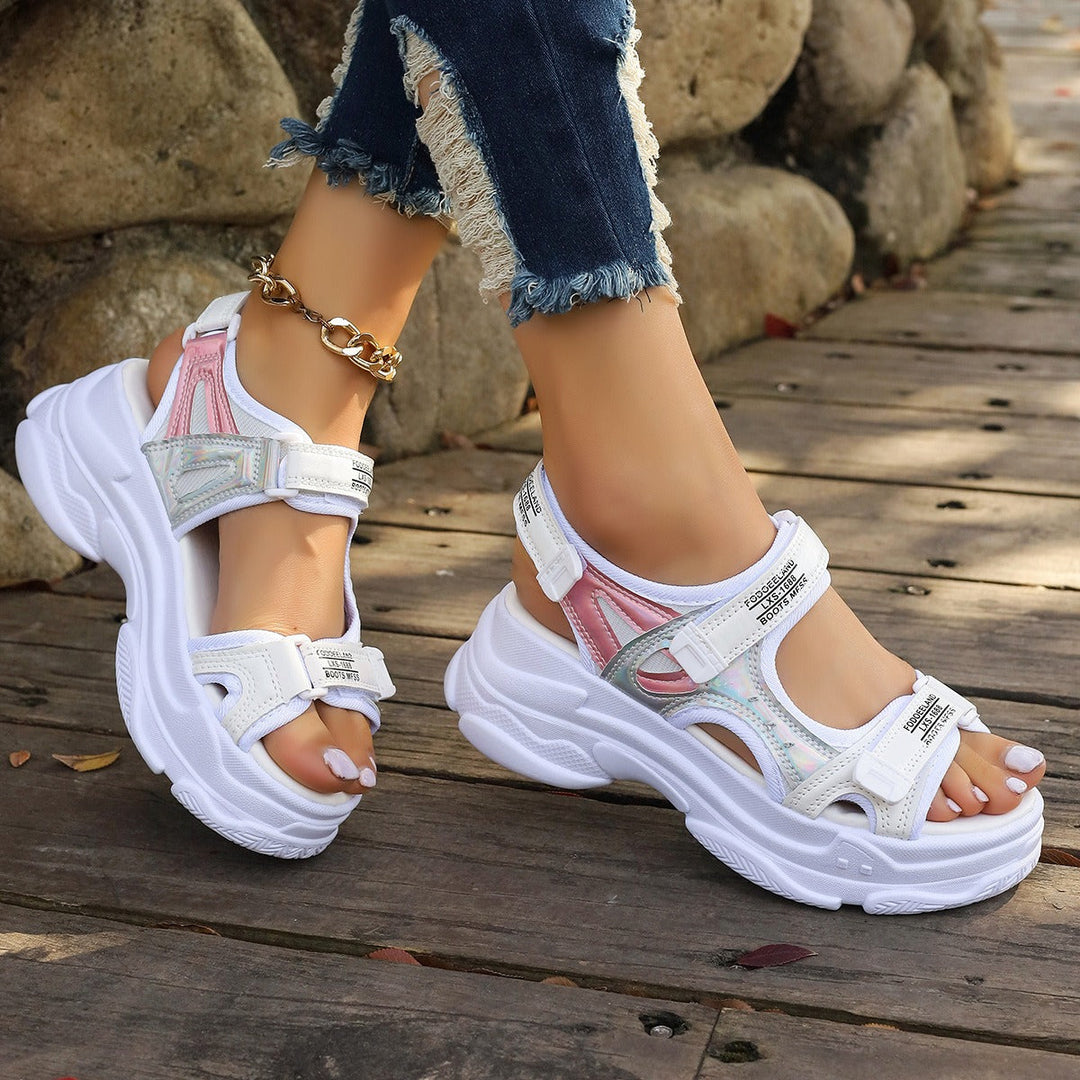 Sandales de sport à plateforme légère pour femmes au design futuriste - Alexia