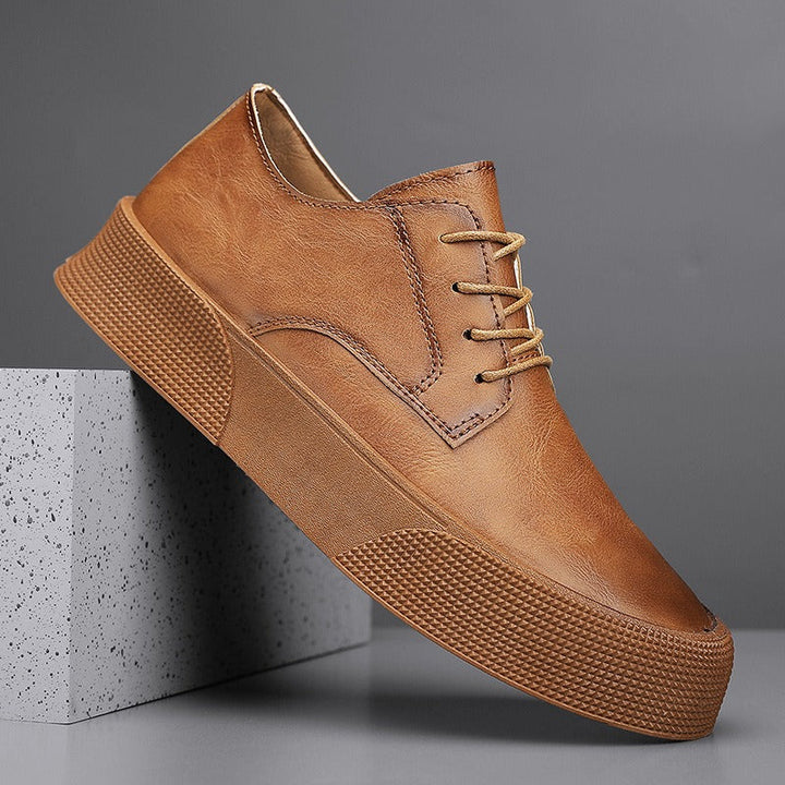 Chaussures pour hommes en cuir synthétique avec plateforme de style décontracté - Paulo