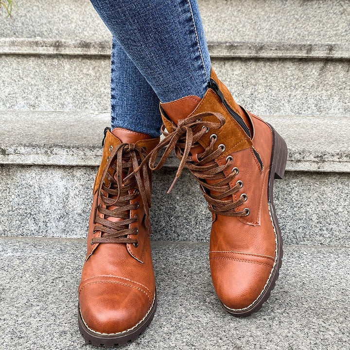 Bottes à lacets pour femmes en cuir synthétique de coupe moyenne et de style robuste - Thalia