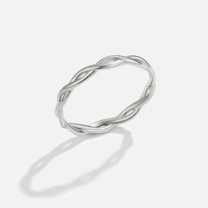 Bague torsadée en argent à l'infini