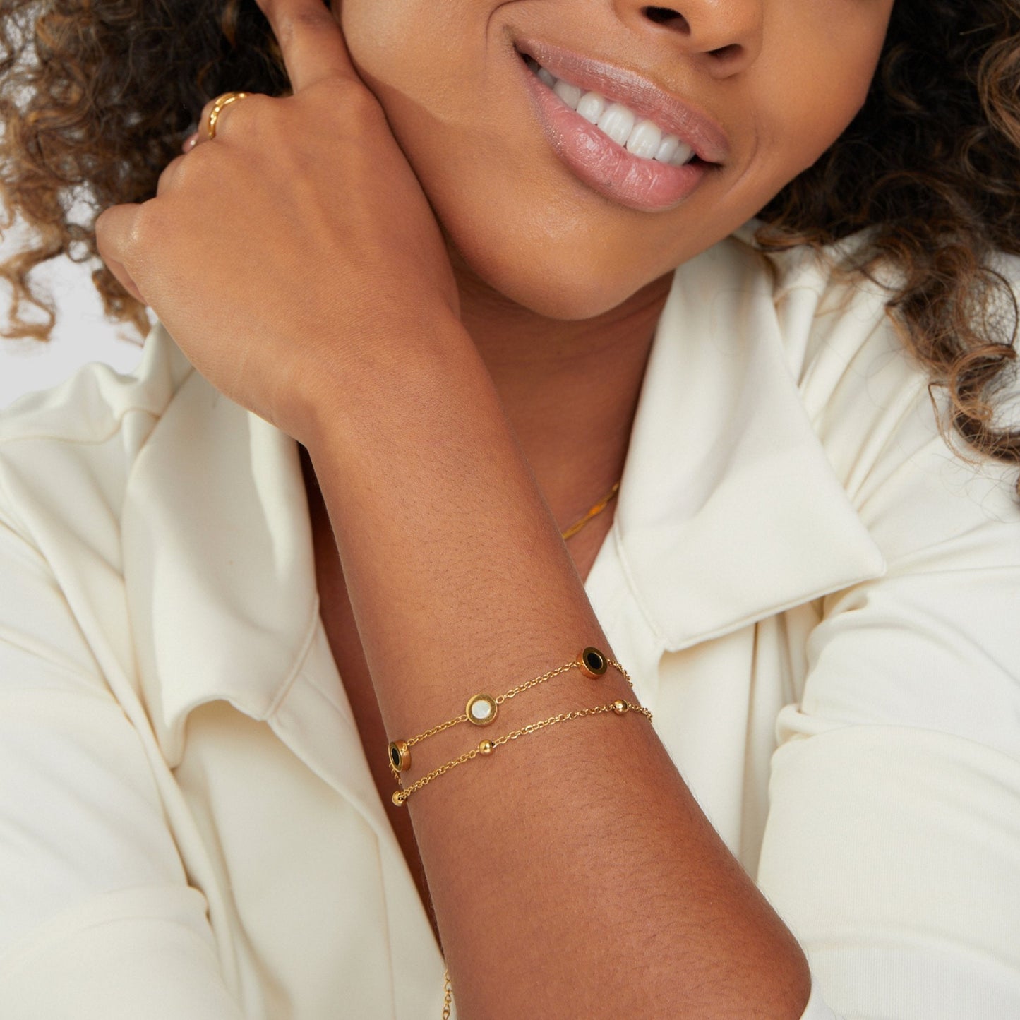 Bracelet avec double chaîne et détails circulaires - Vittoria