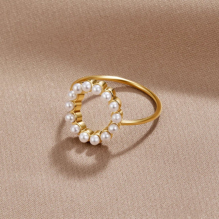 Bague classique Sabrina à perles rondes